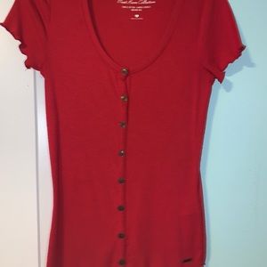 Red hollister t shirt